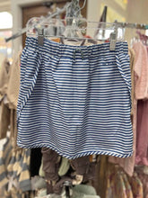 Load image into Gallery viewer, Striped tennis skort - 10/12
