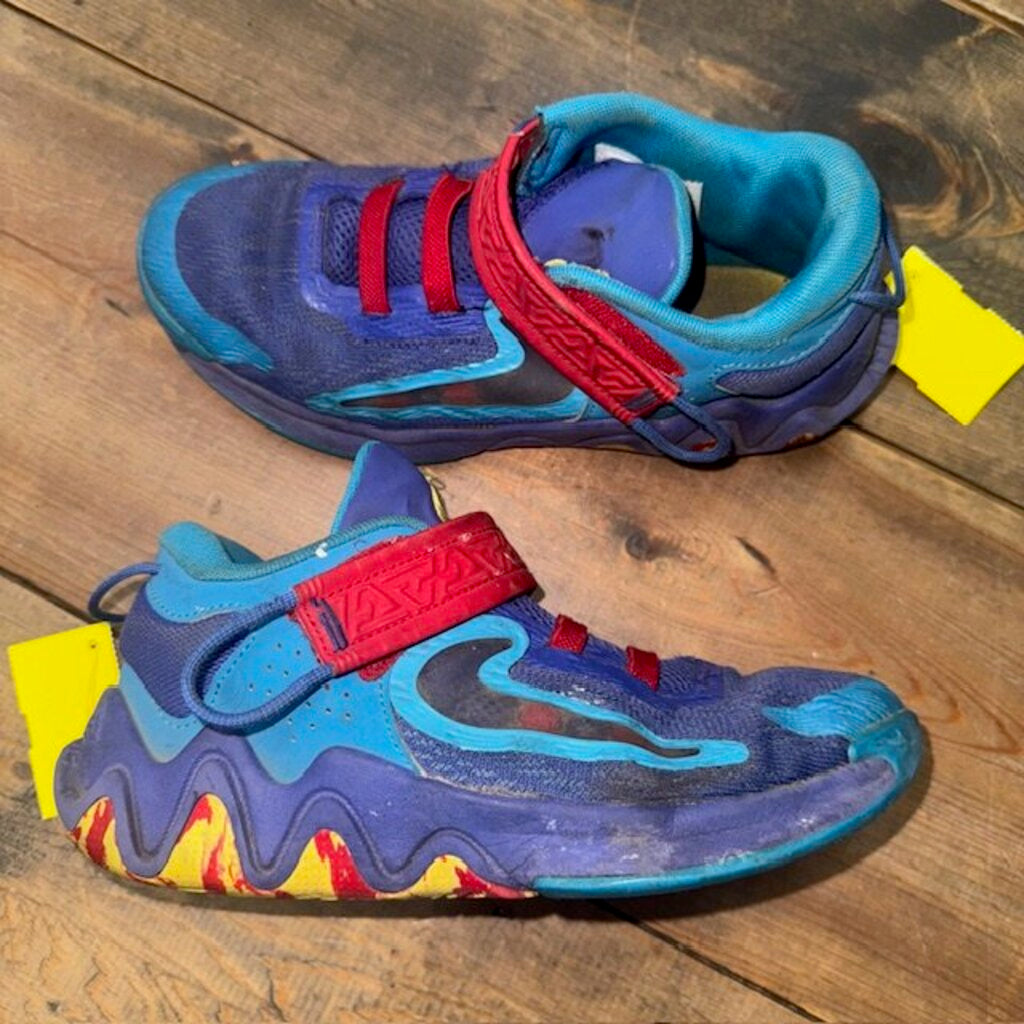 Giannis Immortality 2 athletic shoes 3