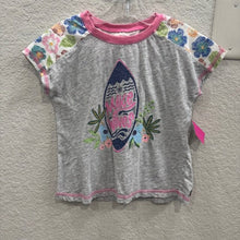 Load image into Gallery viewer, Brilliant Daydreams Hang Loose Tee Top 6
