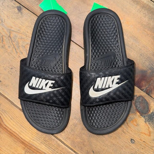 athletic slides 6