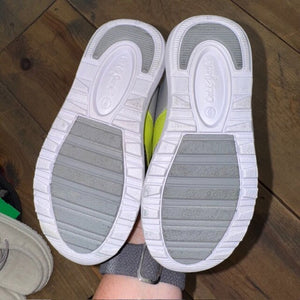 Slip n sneakers 9