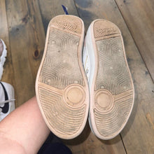 Load image into Gallery viewer, High top Court Advance sneaker 5
