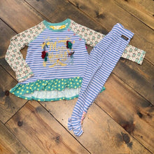 Load image into Gallery viewer, Glitter &amp; Stripe Outfit 6
