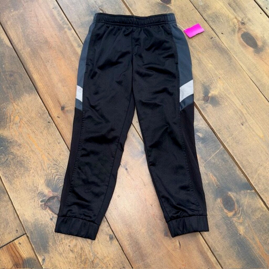 athletic pants 6/7