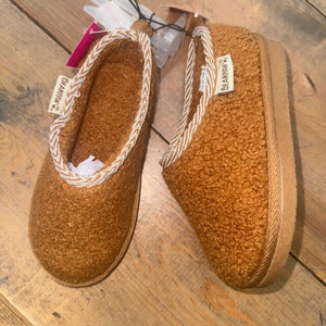 NEW Slip On Shoes 9