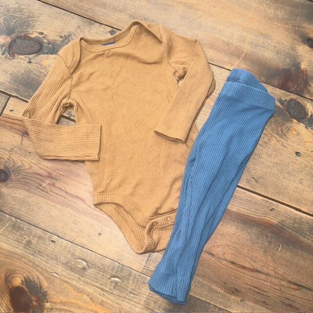 LS ribbed onesies & leggings 6/12M