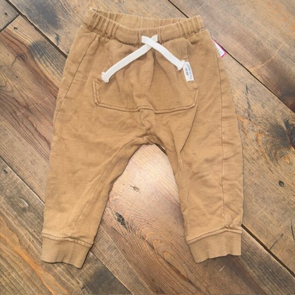Front pouch joggers 12M