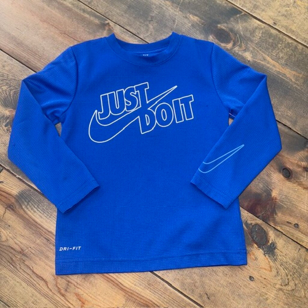 long sleeve athletic tee 6