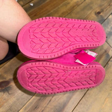 Load image into Gallery viewer, Short Fur Lined Boots 1
