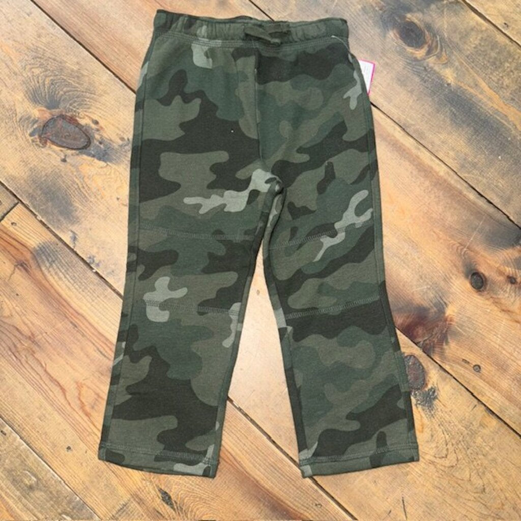 Camo Fleece 2T - like new
