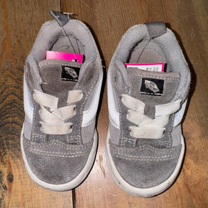 Slip On Tennis Shoes 6c
