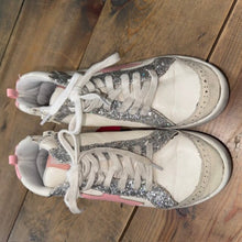 Load image into Gallery viewer, side zip high-top sneaker 4

