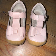 Load image into Gallery viewer, Emma Classic Bow T-Strap Mary Jane 5c
