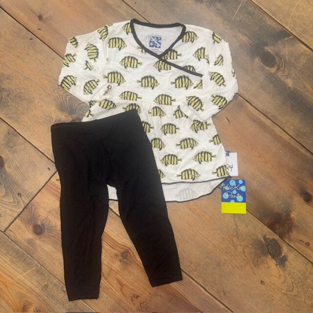 NEW! Angel Fish Bamboo Outfit 18/24M
