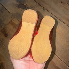 Load image into Gallery viewer, Metallic Mary Jane Shoes 5
