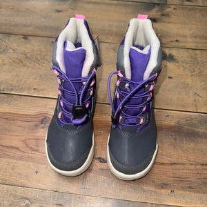 waterproof winter boot 1Y