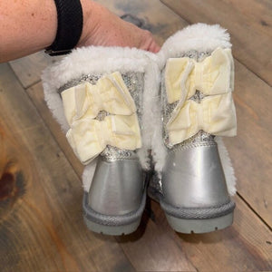 NEW Frozen sequin boots 11