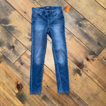 Load image into Gallery viewer, Pull-On Ballerina Jeans 8 REG
