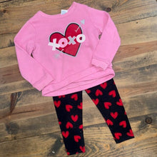 Load image into Gallery viewer, valentine XOXO outfit 2T
