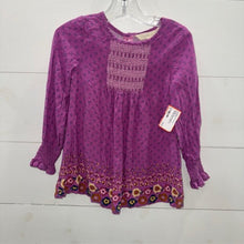 Load image into Gallery viewer, LS floral smocked top 4T
