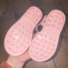 Load image into Gallery viewer, NEW! Rubber Sandals 7
