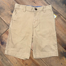 Load image into Gallery viewer, Khaki Shorts 10
