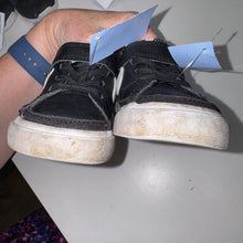 Load image into Gallery viewer, Court Legacy Tennis Shoes 5
