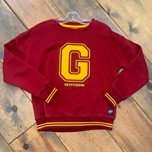 Load image into Gallery viewer, Wizarding World Gryffindor Harry Potter Sweatshirt 9/10
