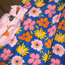 Load image into Gallery viewer, floral pocket dress with polka leggings 10
