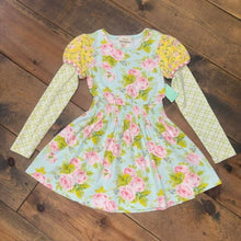 Load image into Gallery viewer, long sleeve floral dress - 6
