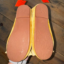 Load image into Gallery viewer, suede ballet flat with bow 12
