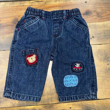 Load image into Gallery viewer, VINTAGE jeans with bear patches 3/6M
