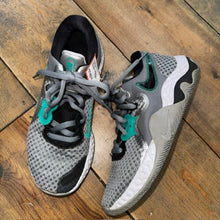 Load image into Gallery viewer, Renew Elevate 2 basketball shoes 8 MEN
