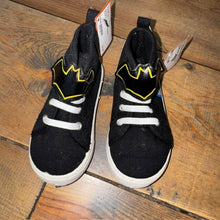 Load image into Gallery viewer, high top sneaker 6
