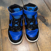 Load image into Gallery viewer, high top velcro sneaker
