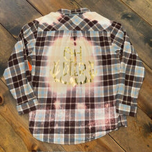 Load image into Gallery viewer, Christmas Bleach Flannel 10/12
