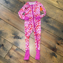Load image into Gallery viewer, Hearts Zip Up Romper
