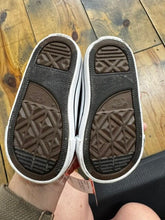 Load image into Gallery viewer, Chuck Taylor All Star Sneakers 5
