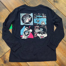 Load image into Gallery viewer, Long Sleeve Buc-ee's Tee YM 10/12
