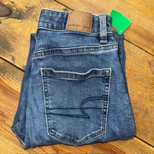 Load image into Gallery viewer, "MOM JEAN" jeans 2 REG
