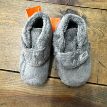 Load image into Gallery viewer, Baby Bixbee Boots 4/5
