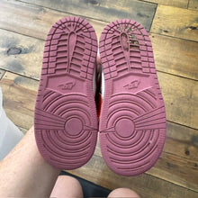 Load image into Gallery viewer, air jordan lace up sneakers 9c
