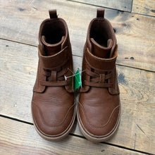 Load image into Gallery viewer, Velcro ankle boot 2
