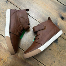 Load image into Gallery viewer, Velcro ankle boot 2
