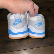 Load image into Gallery viewer, Air Jordan 4 RM Tennis Shoes 11c
