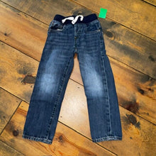 Load image into Gallery viewer, elastic waist jeans 5T
