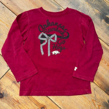 Load image into Gallery viewer, University of Arkansas Razorbacks Bow Tee 5T
