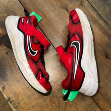 Load image into Gallery viewer, Athletic Tennis Shoes 13
