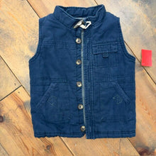 Load image into Gallery viewer, Button Vest 5T
