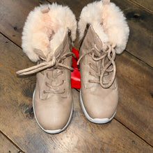 Load image into Gallery viewer, Faux Fur Lined Sneakers 4
